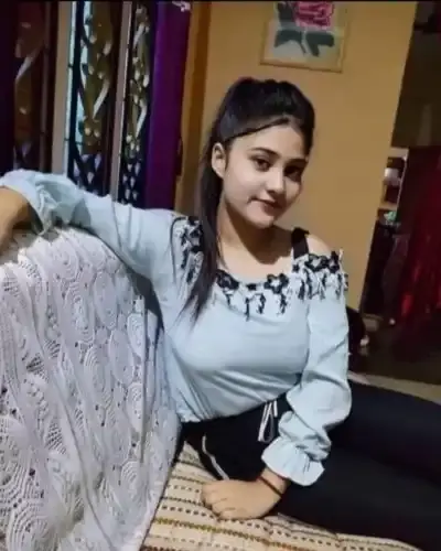 Call Girls Service in Lemmi